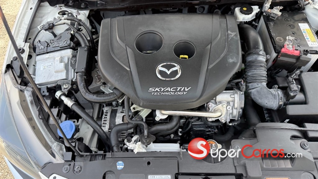 2021 Mazda 2 — foto 8 / 12