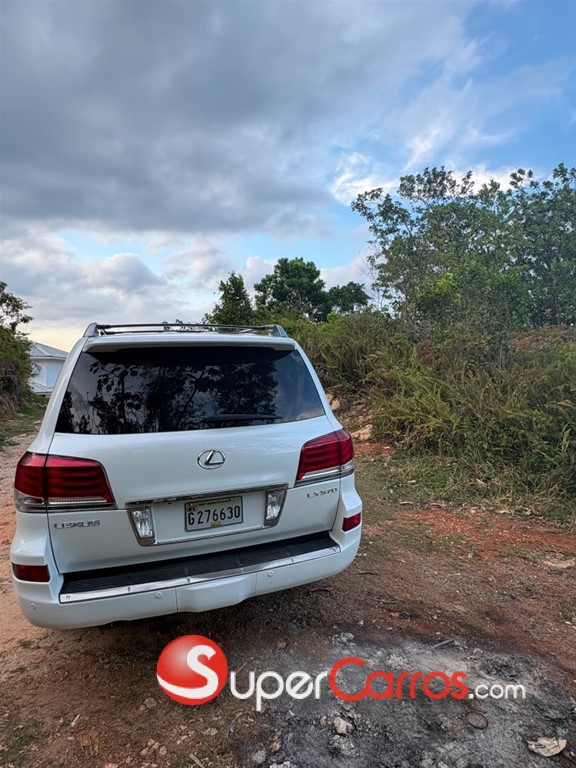 2012 Lexus LX 570 — foto 3 / 12