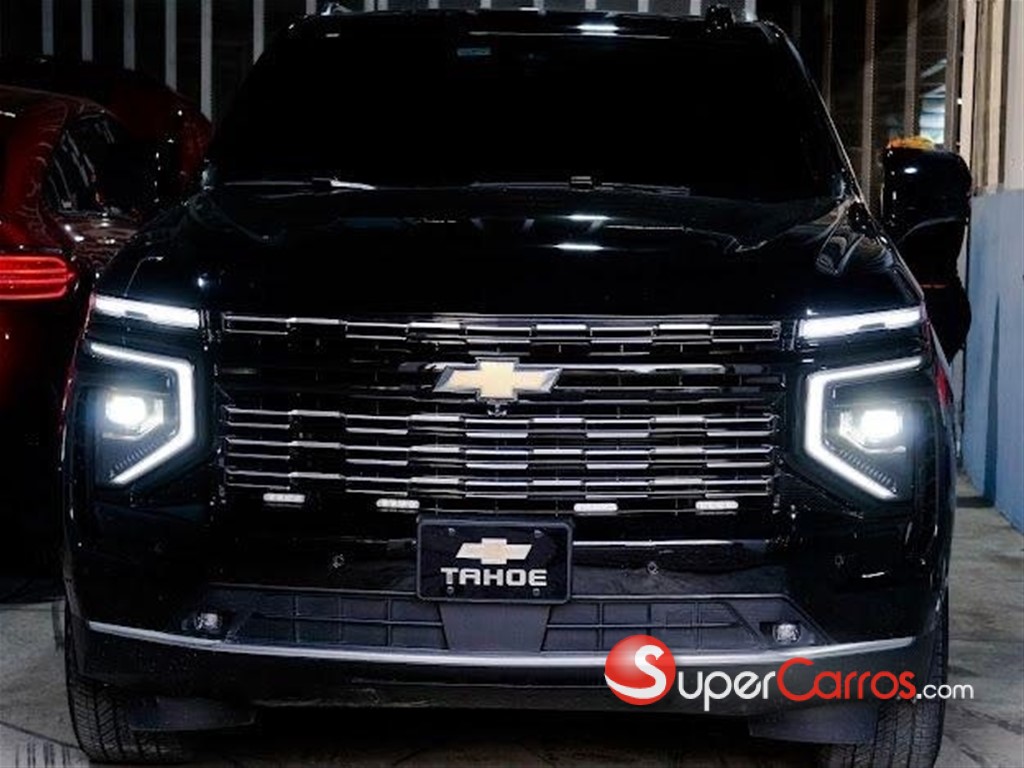 2025 Chevrolet Suburban Highcountry — foto 2 / 12