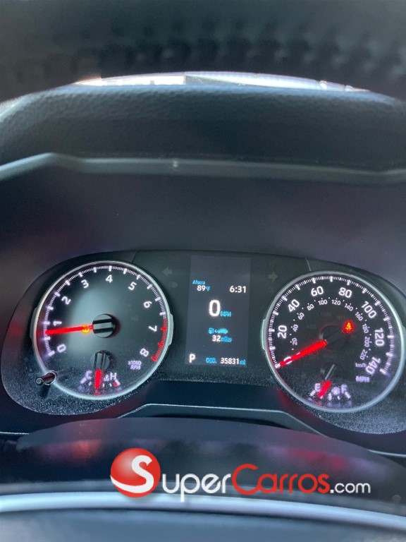 2021 Toyota RAV4 XLE Premium — foto 5 / 11