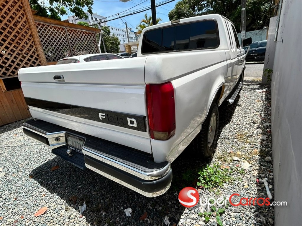 1991 Ford F 150 XLT — foto 5 / 9