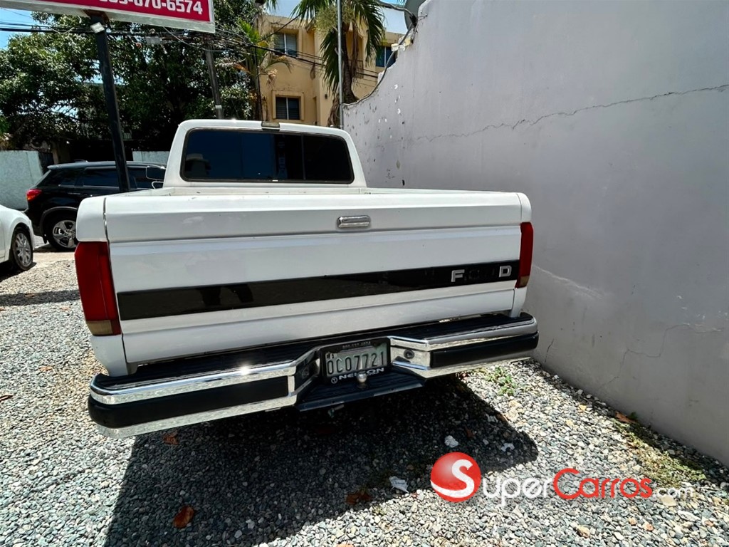 1991 Ford F 150 XLT — foto 6 / 9