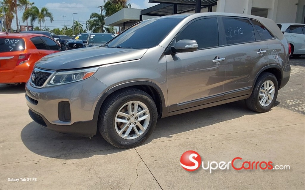 2015 Kia Sorento — foto 2 / 8