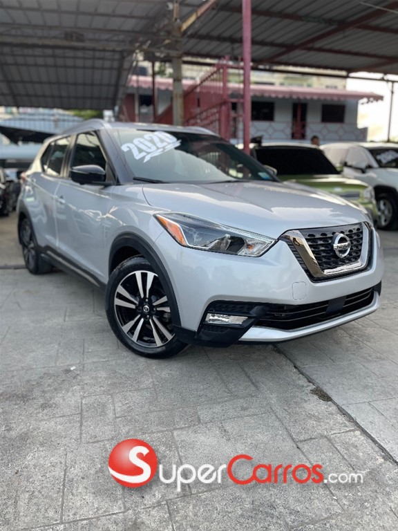 2020 Nissan Kicks SR — foto 3 / 10
