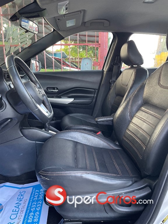 2020 Nissan Kicks SR — foto 6 / 10