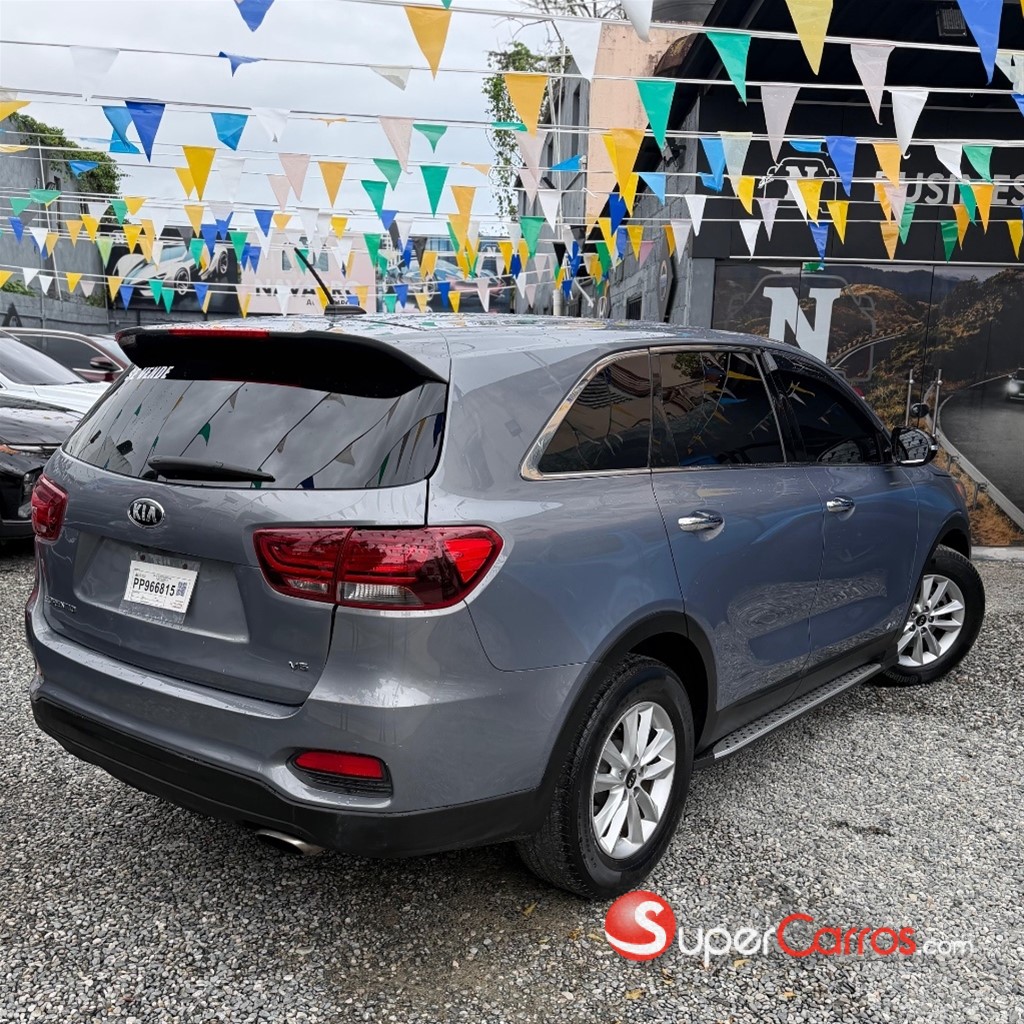 2020 Kia Sorento LX — foto 4 / 10