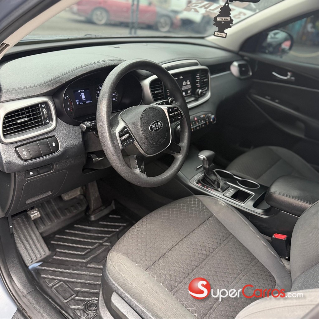 2020 Kia Sorento LX — foto 10 / 10