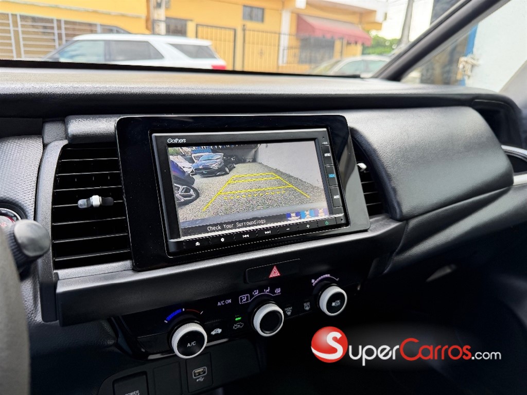 2021 Honda Fit — foto 9 / 12