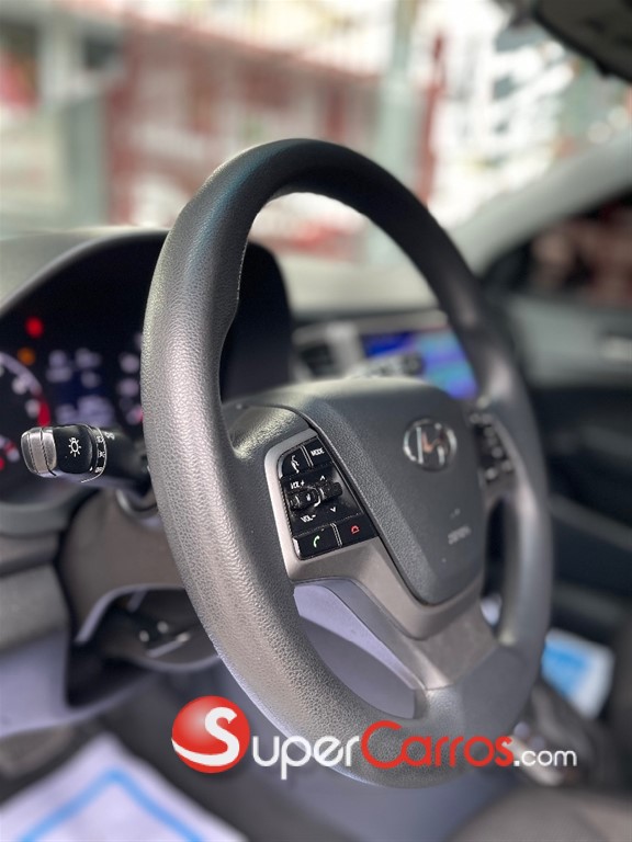 2020 Hyundai Accent SE — foto 4 / 10
