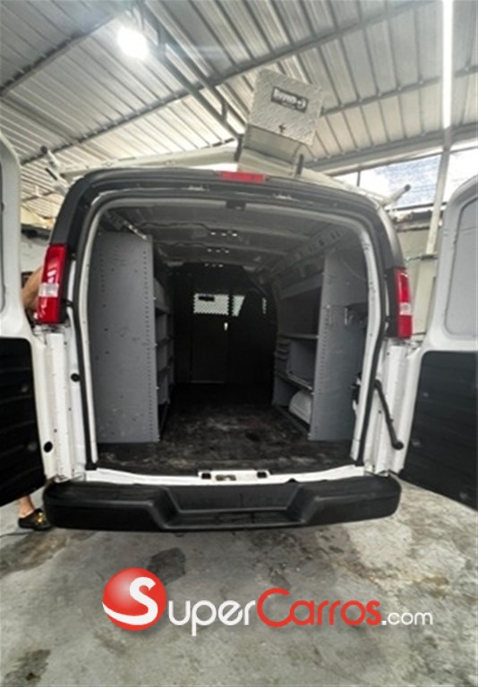2020 Chevrolet Express G2500 — foto 3 / 10