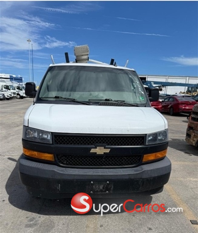 2020 Chevrolet Express G2500 — foto 8 / 10