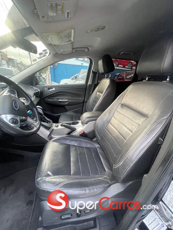 2013 Ford Escape SE — foto 8 / 10