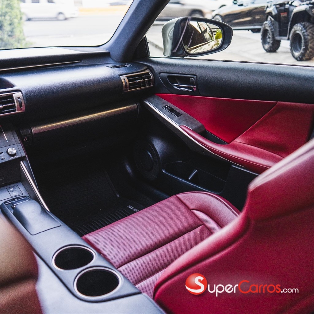 2017 Lexus IS 350 F Sport — foto 9 / 11