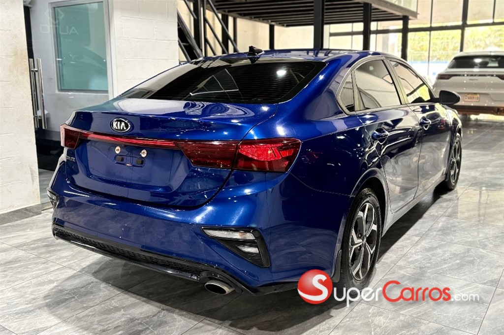 2021 Kia Forte LX — foto 5 / 9