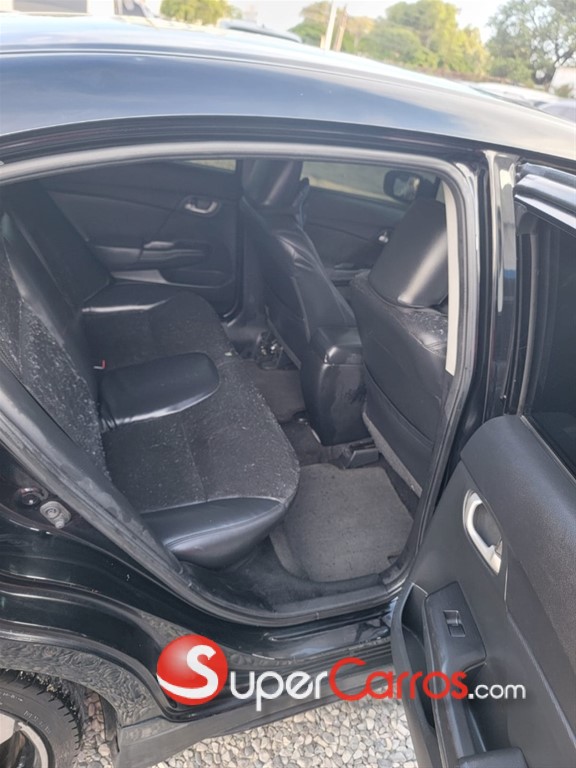2015 Honda Civic — foto 8 / 10