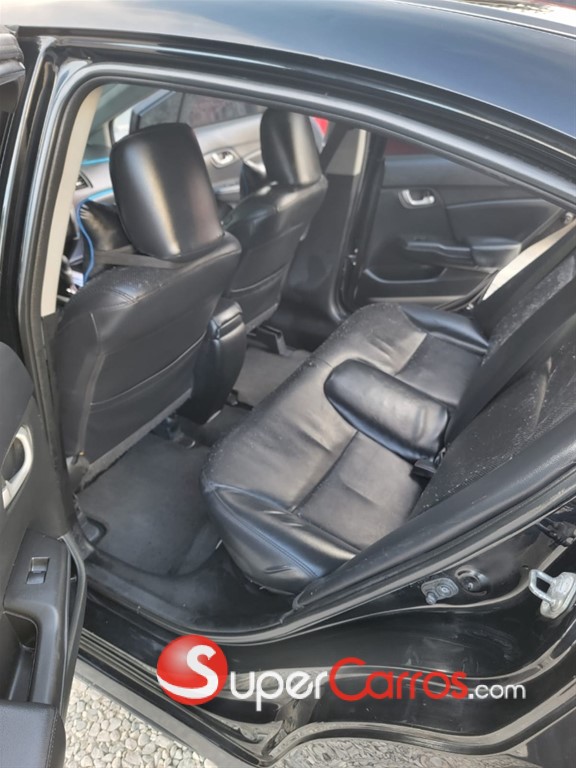 2015 Honda Civic — foto 9 / 10