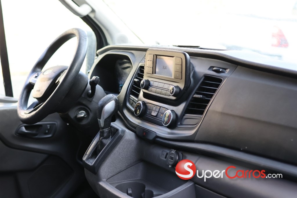 2020 Ford Transit — foto 9 / 10