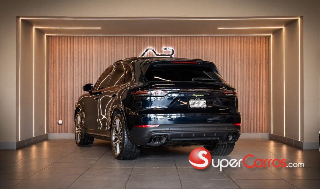 2022 Porsche Cayenne E-Hybrid — foto 5 / 12