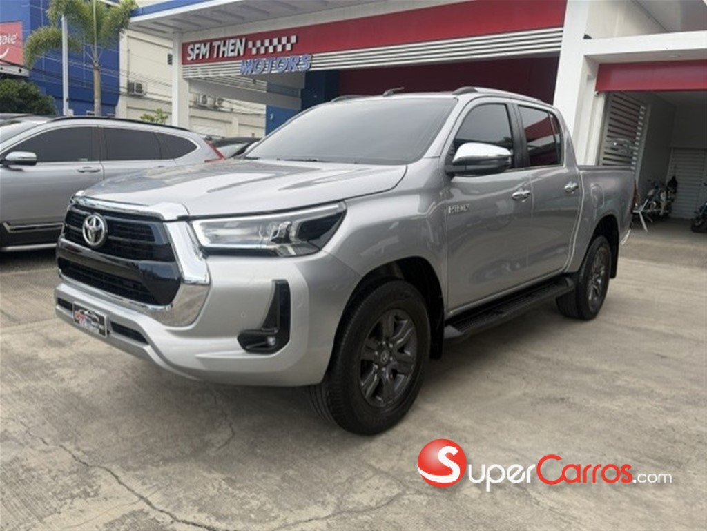 2022 Toyota Hilux SRV — foto 2 / 12