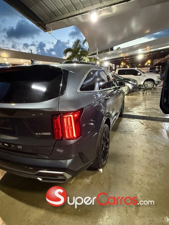 2021 Kia Sorento SX Prestige — foto 3 / 9