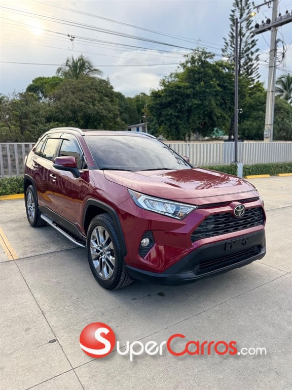2021 Toyota RAV4 XLE — foto 3 / 12