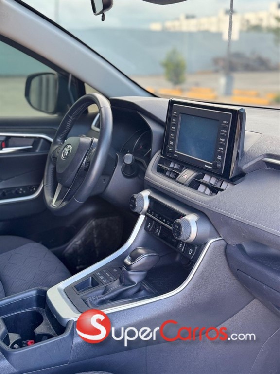 2021 Toyota RAV4 XLE — foto 12 / 12