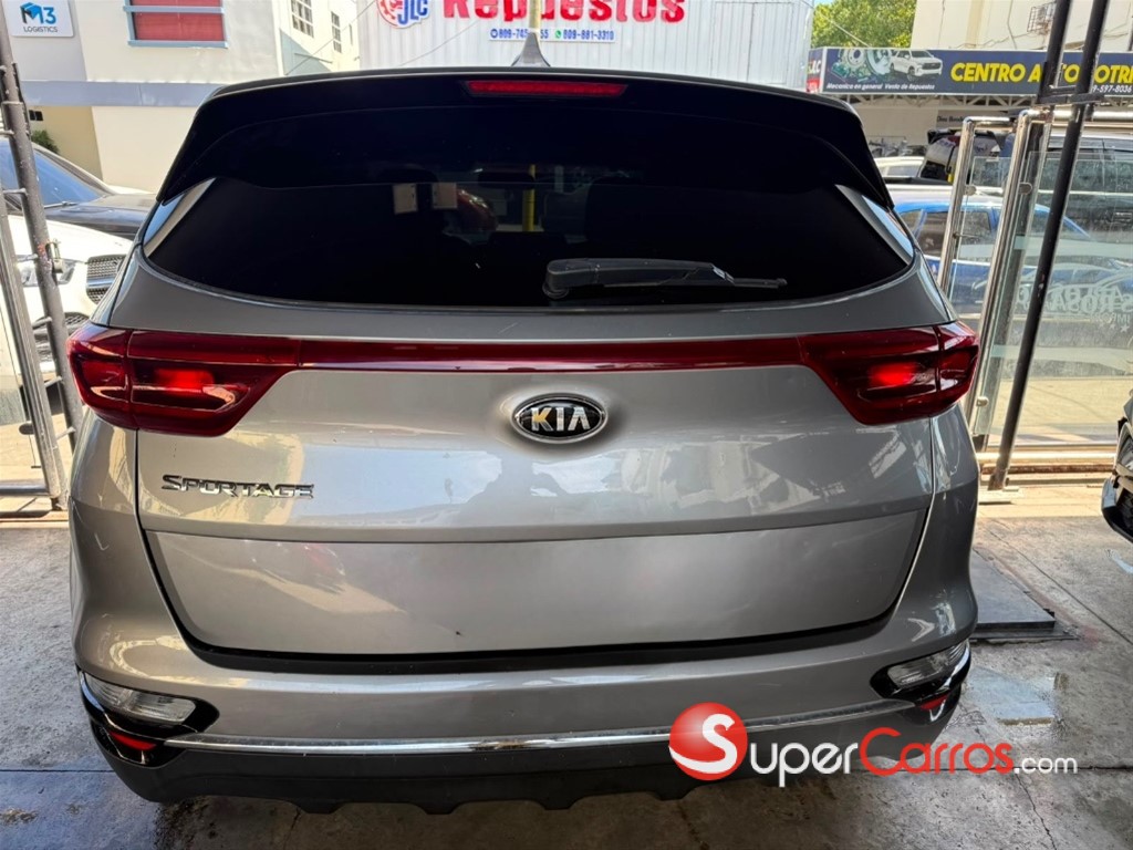 2021 Kia Sportage — foto 2 / 9