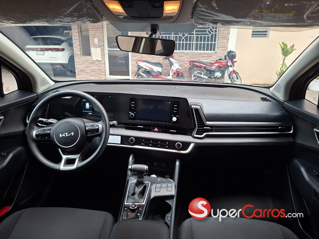 2025 Kia Sportage Sport — foto 6 / 9