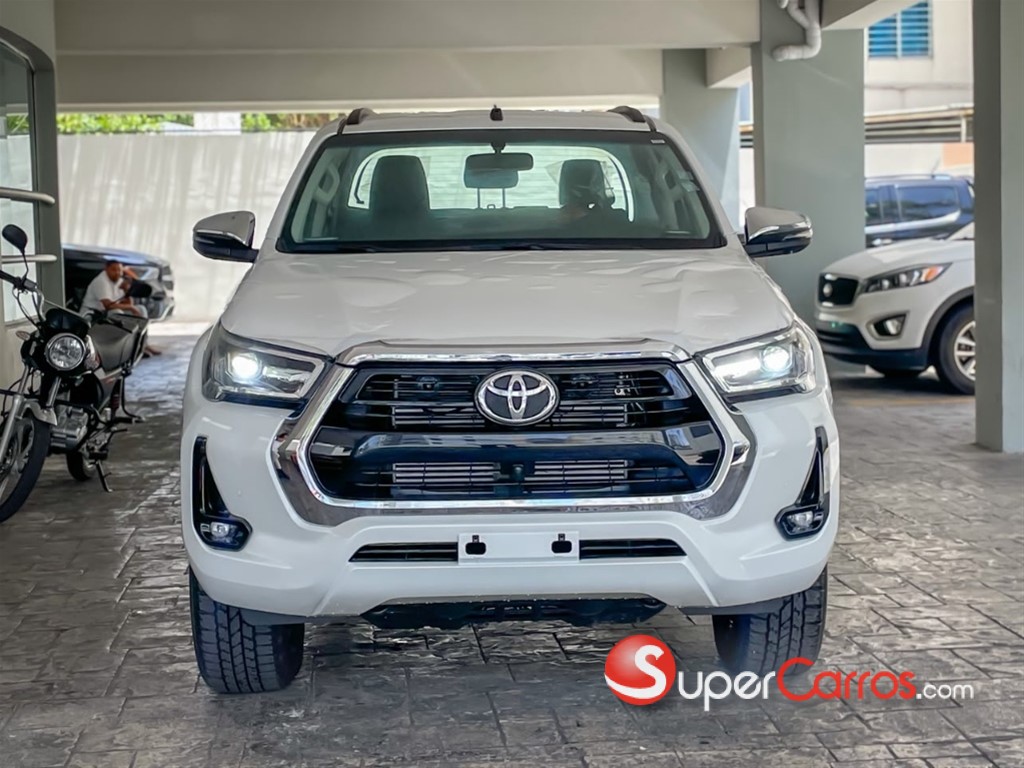 2026 Toyota Hilux SRV — foto 2 / 11