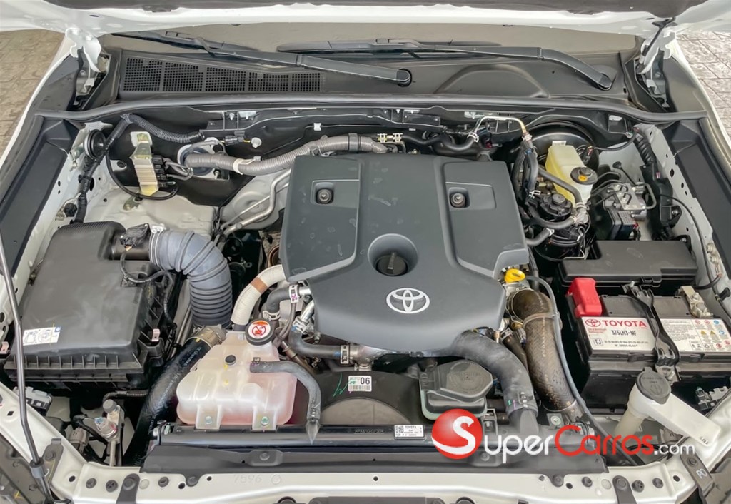 2026 Toyota Hilux SRV — foto 11 / 11