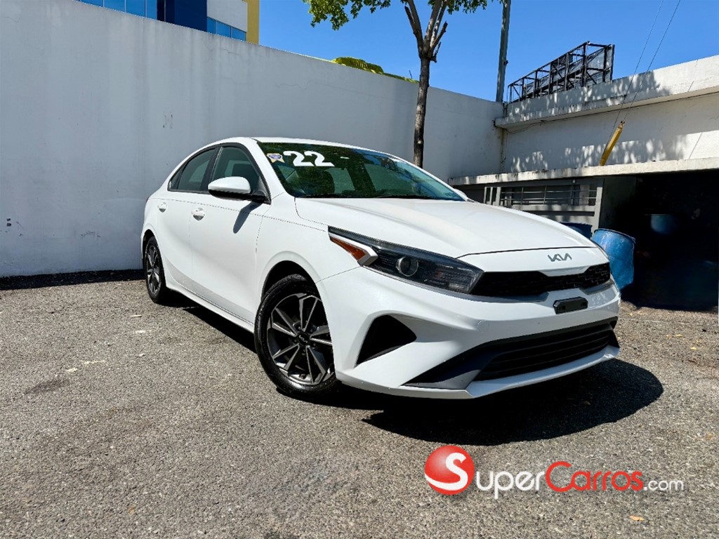2022 Kia Forte LXS — foto 2 / 11