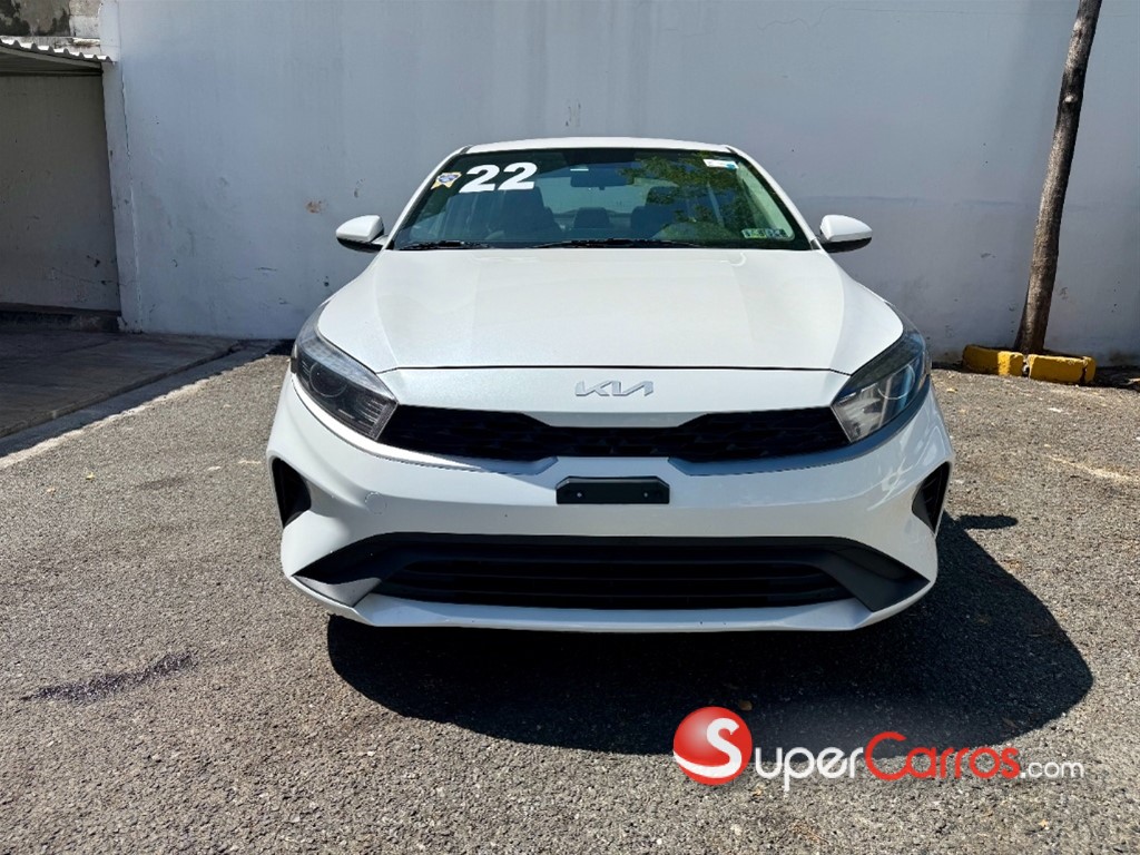 2022 Kia Forte LXS — foto 3 / 11
