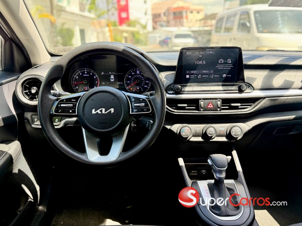 2022 Kia Forte LXS — foto 4 / 11