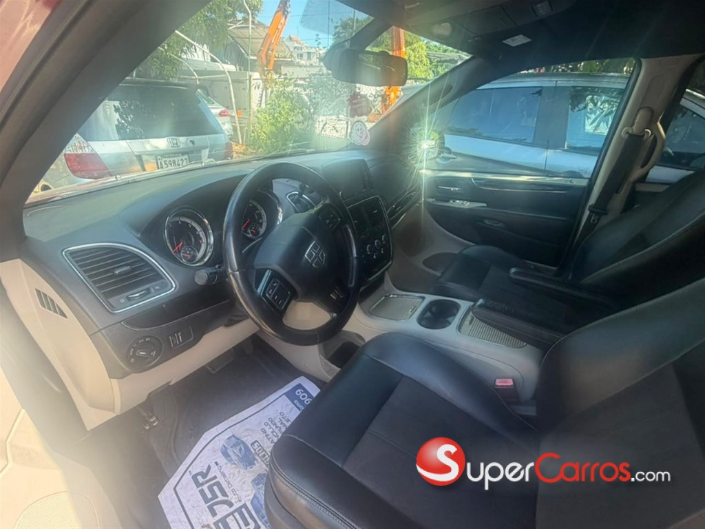 2020 Dodge Grand Caravan — foto 4 / 7