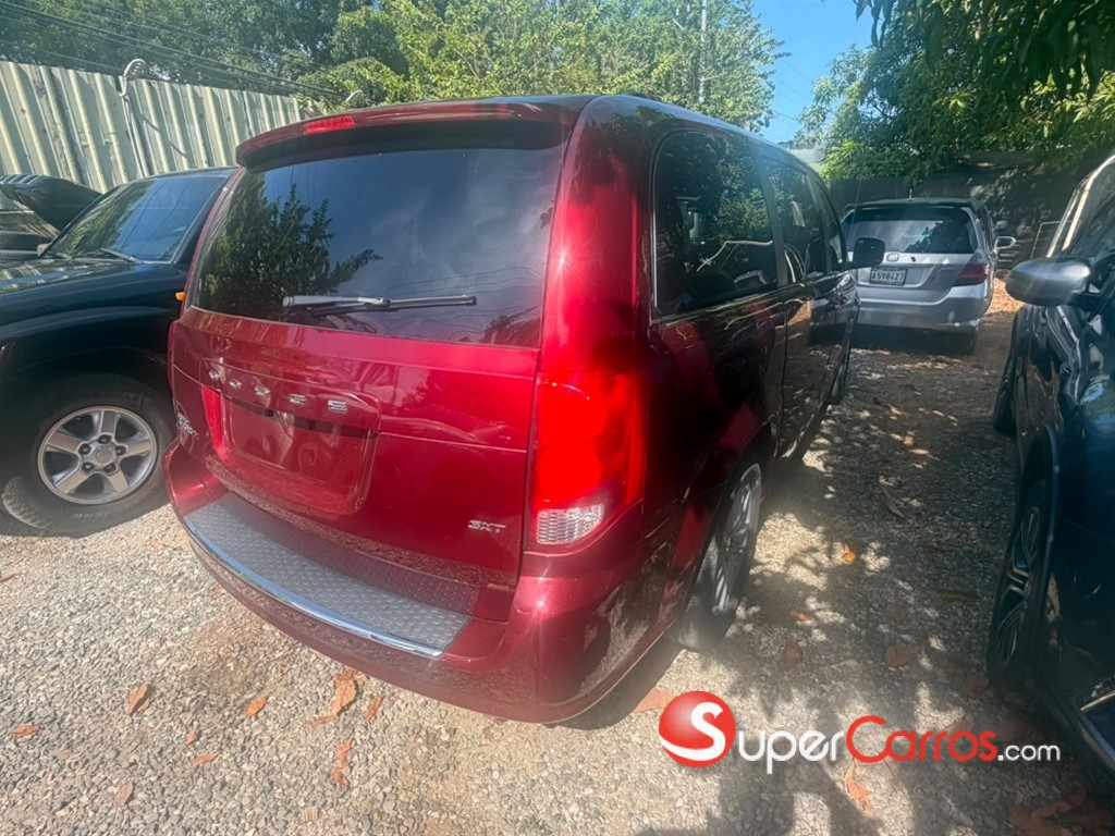 2020 Dodge Grand Caravan — foto 6 / 7