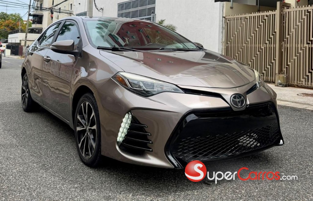 2019 Toyota Corolla SE — foto 2 / 12