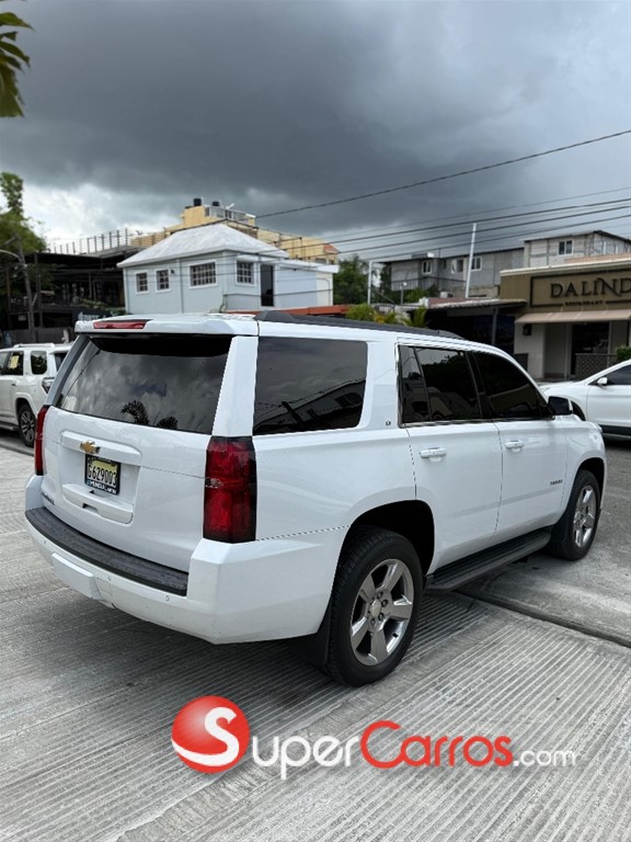 2017 Chevrolet Tahoe LT — foto 5 / 8