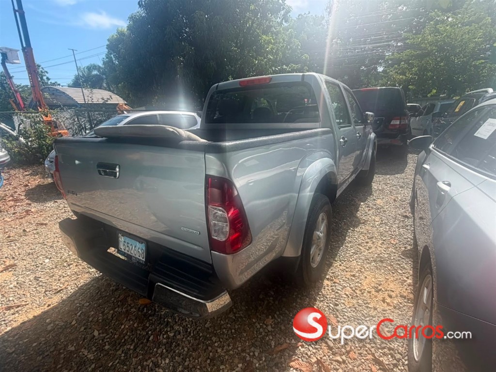2008 Isuzu DMAX — foto 2 / 6