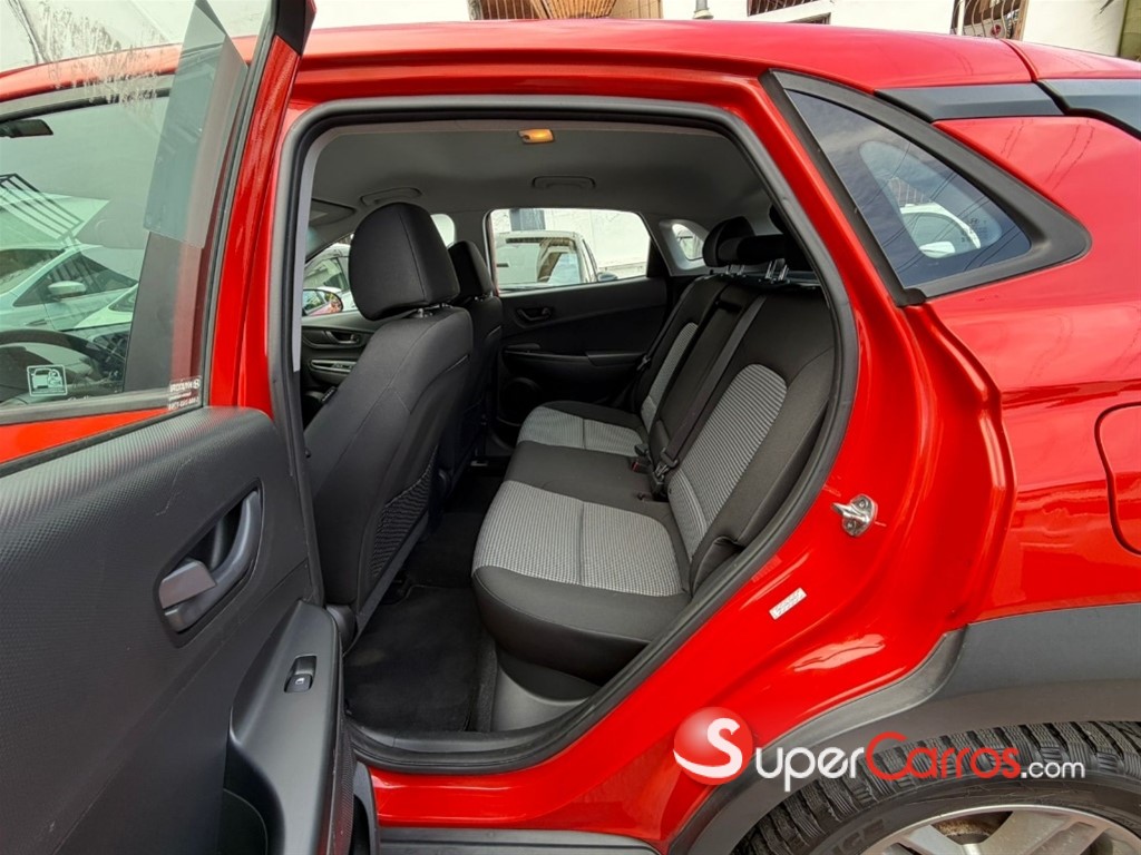 2020 Hyundai KONA SEL — foto 7 / 9