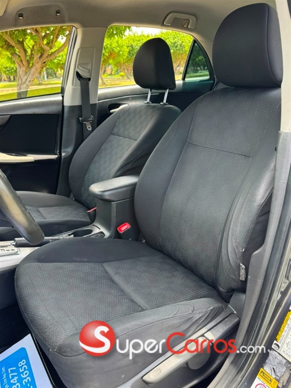 2010 Toyota Corolla S — foto 4 / 12
