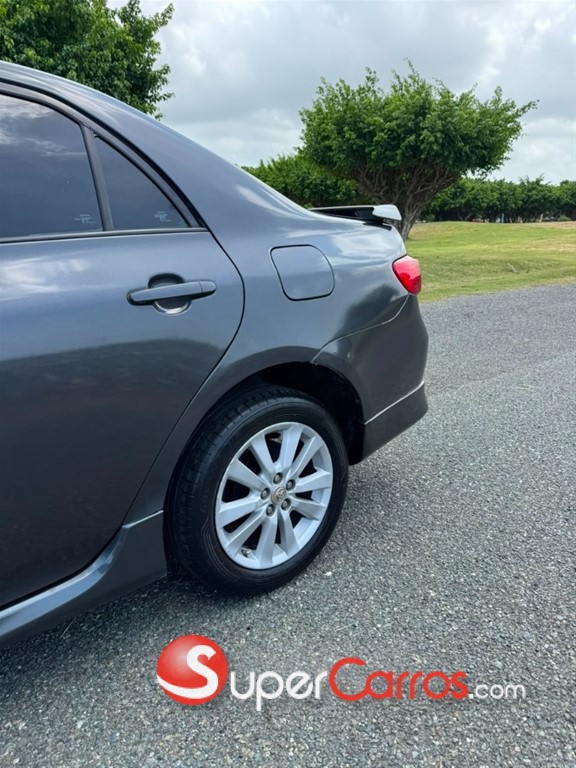 2010 Toyota Corolla S — foto 11 / 12