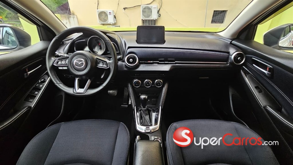 2020 Mazda 2 — foto 5 / 9
