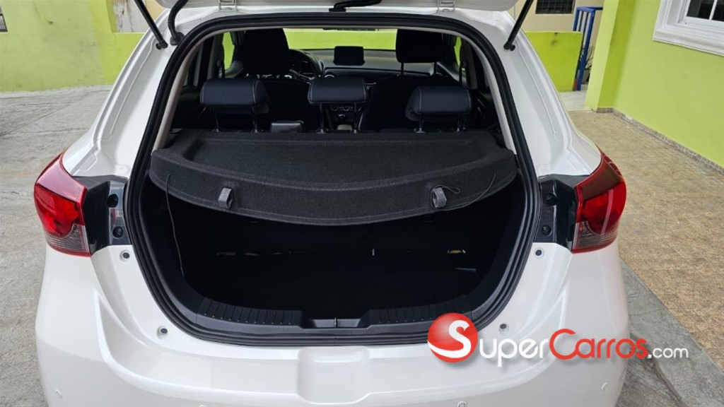 2020 Mazda 2 — foto 8 / 9