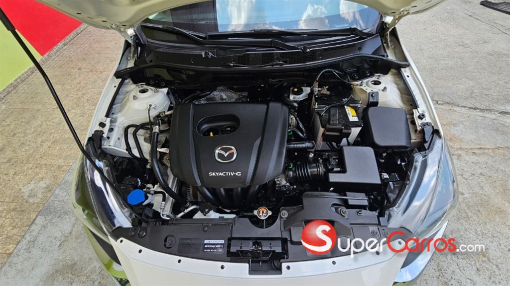 2020 Mazda 2 — foto 9 / 9