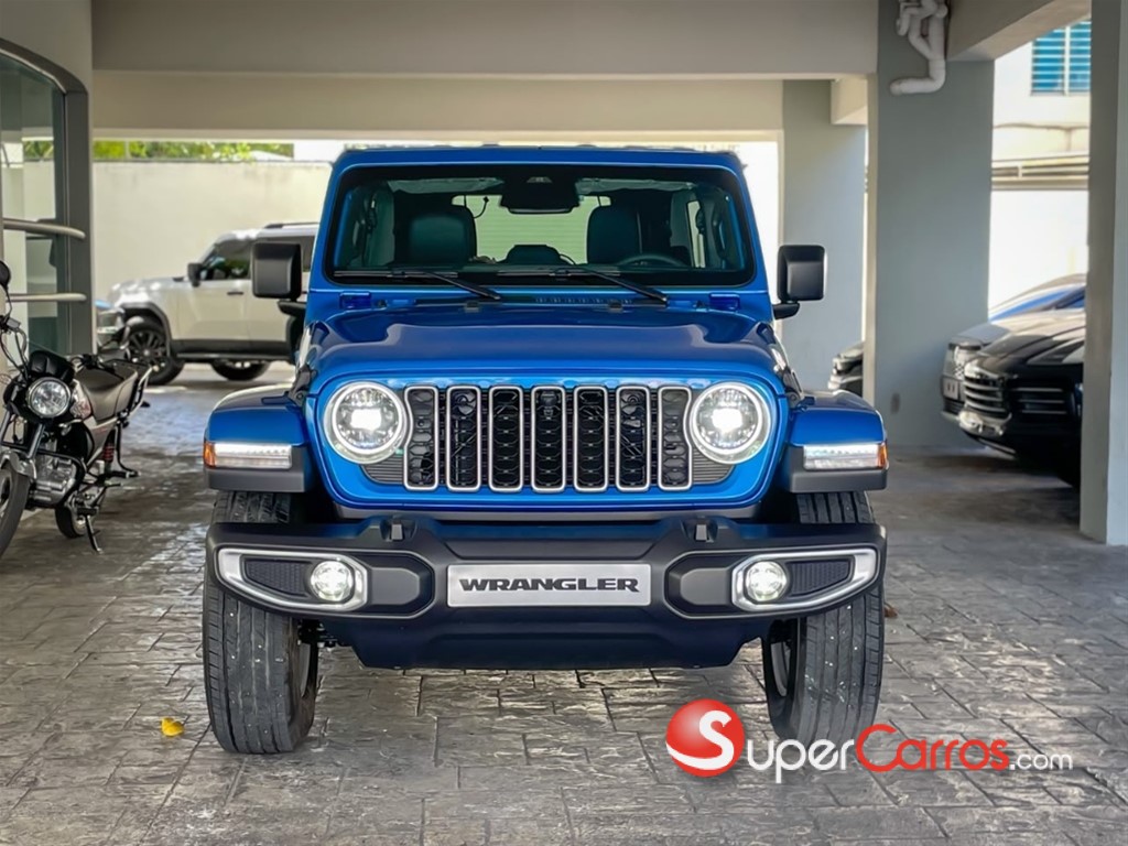2025 Jeep Wrangler Unlimited Sahara — foto 2 / 11