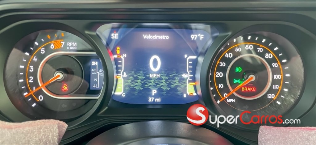 2025 Jeep Wrangler Unlimited Sahara — foto 10 / 11