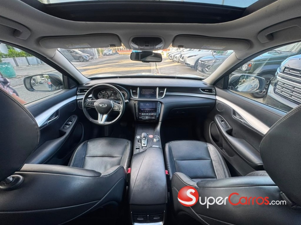 2022 Infiniti QX-50 Essential — foto 7 / 12