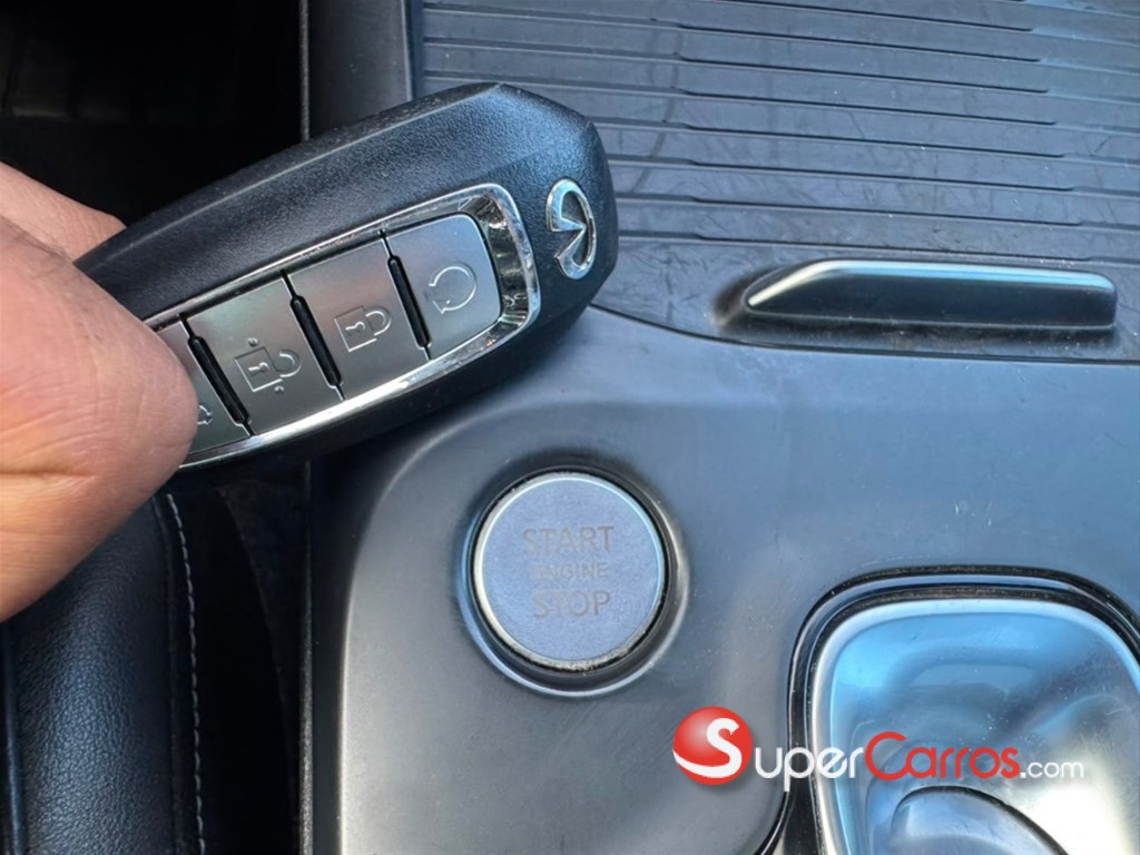 2022 Infiniti QX-50 Essential — foto 12 / 12