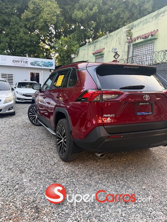 2023 Toyota RAV4 XLE PLUS — foto 9 / 9