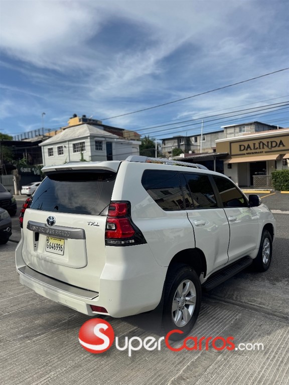 2023 Toyota Land Cruiser Prado TXL — foto 6 / 12